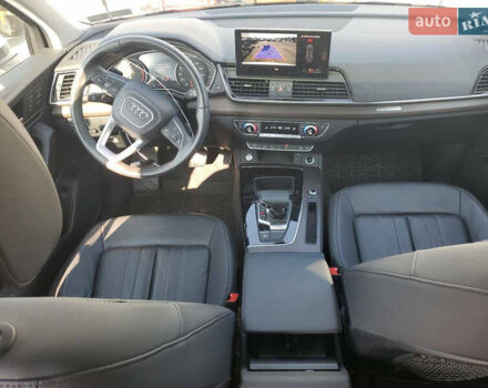 Белый Ауди Ку 5, объемом двигателя 1.98 л и пробегом 47 тыс. км за 28050 $, фото 6 на Automoto.ua