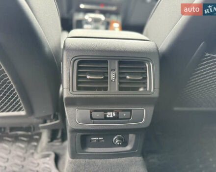 Белый Ауди Ку 5, объемом двигателя 1.98 л и пробегом 29 тыс. км за 32899 $, фото 42 на Automoto.ua