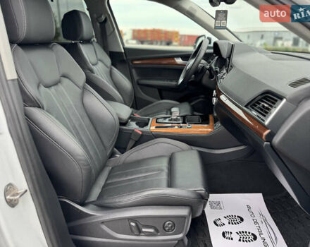 Ауди Ку 5 2023 в Ровно на Automoto.ua Белый Ауди Ку 5, объемом двигателя 1.98 л и пробегом 28 тыс. км за 35000 $, фото 32 на Automoto.ua