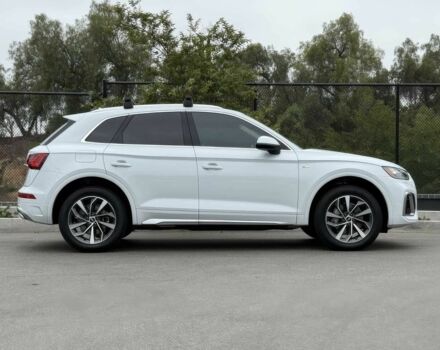 Білий Ауді Ку 5, об'ємом двигуна 2 л та пробігом 17 тис. км за 28900 $, фото 4 на Automoto.ua
