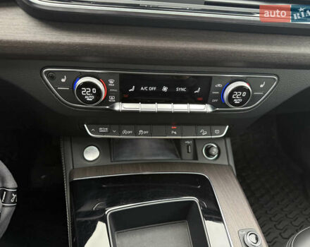 Білий Ауді Ку 5, об'ємом двигуна 1.98 л та пробігом 18 тис. км за 39500 $, фото 30 на Automoto.ua