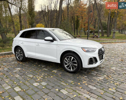 Белый Ауди Ку 5, объемом двигателя 2 л и пробегом 10 тыс. км за 42999 $, фото 6 на Automoto.ua