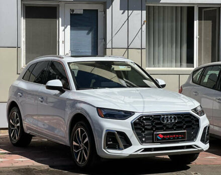 Белый Ауди Ку 5, объемом двигателя 1.98 л и пробегом 15 тыс. км за 41500 $, фото 4 на Automoto.ua