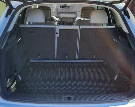 Белый Ауди Ку 5, объемом двигателя 1.98 л и пробегом 13 тыс. км за 56500 $, фото 12 на Automoto.ua