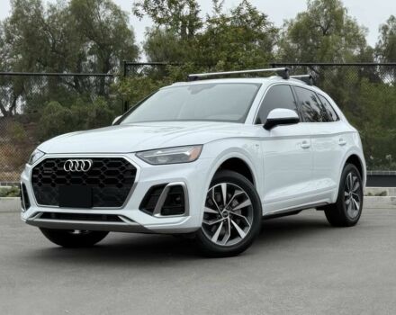 Білий Ауді Ку 5, об'ємом двигуна 2 л та пробігом 17 тис. км за 28900 $, фото 2 на Automoto.ua