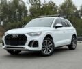 Білий Ауді Ку 5, об'ємом двигуна 2 л та пробігом 17 тис. км за 28900 $, фото 2 на Automoto.ua