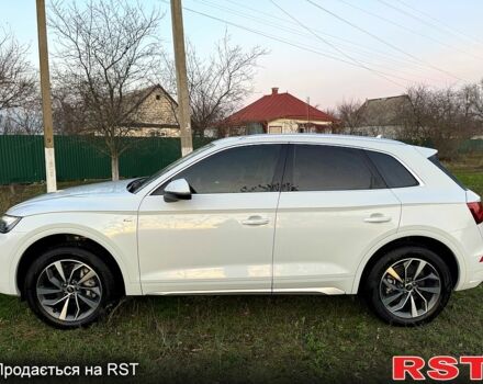 Белый Ауди Ку 5, объемом двигателя 2 л и пробегом 20 тыс. км за 36900 $, фото 7 на Automoto.ua