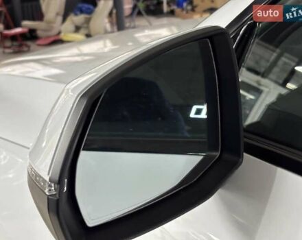 Білий Ауді Ку 5, об'ємом двигуна 2 л та пробігом 22 тис. км за 46500 $, фото 25 на Automoto.ua