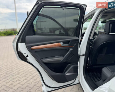 Ауди Ку 5 2023 в Ровно на Automoto.ua Белый Ауди Ку 5, объемом двигателя 1.98 л и пробегом 28 тыс. км за 35000 $, фото 30 на Automoto.ua