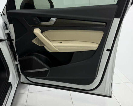 Ауди Ку 5 2023 в Одессе на Automoto.ua Белый Ауди Ку 5, объемом двигателя 1.98 л и пробегом 29 тыс. км за 44500 $, фото 39 на Automoto.ua