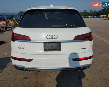 Белый Ауди Ку 5, объемом двигателя 1.98 л и пробегом 47 тыс. км за 28050 $, фото 4 на Automoto.ua