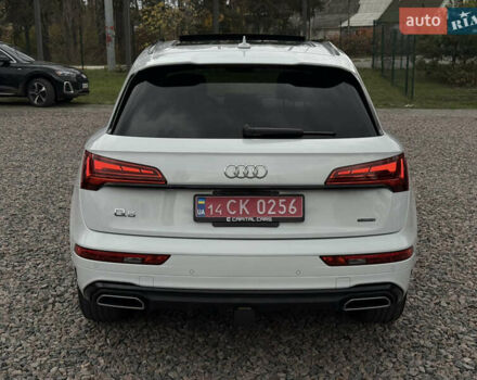 Білий Ауді Ку 5, об'ємом двигуна 1.98 л та пробігом 18 тис. км за 39500 $, фото 4 на Automoto.ua
