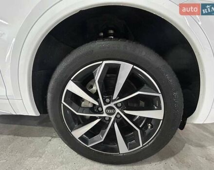 Білий Ауді Ку 5, об'ємом двигуна 1.98 л та пробігом 75 тис. км за 43900 $, фото 17 на Automoto.ua