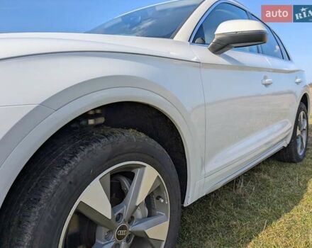 Білий Ауді Ку 5, об'ємом двигуна 1.98 л та пробігом 15 тис. км за 41500 $, фото 2 на Automoto.ua