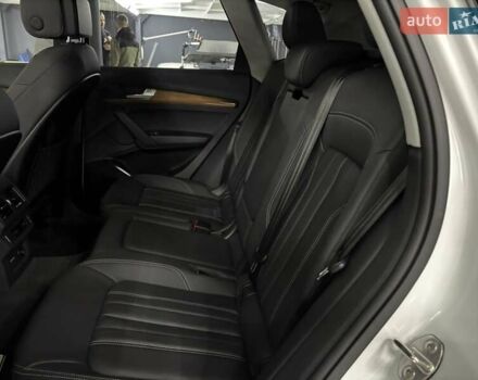 Білий Ауді Ку 5, об'ємом двигуна 2 л та пробігом 22 тис. км за 46500 $, фото 14 на Automoto.ua
