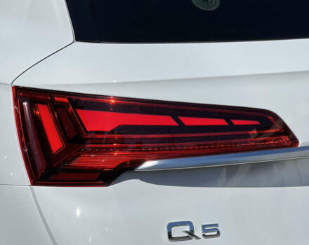 Белый Ауди Ку 5, объемом двигателя 1.98 л и пробегом 15 тыс. км за 41500 $, фото 12 на Automoto.ua