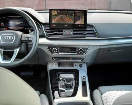 Белый Ауди Ку 5, объемом двигателя 1.98 л и пробегом 13 тыс. км за 56500 $, фото 5 на Automoto.ua