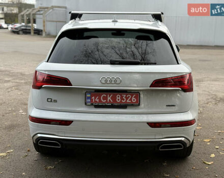 Белый Ауди Ку 5, объемом двигателя 1.98 л и пробегом 80 тыс. км за 38500 $, фото 4 на Automoto.ua