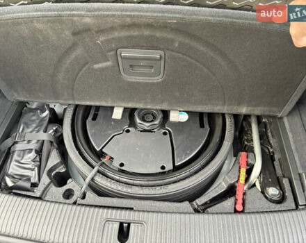 Белый Ауди Ку 5, объемом двигателя 2 л и пробегом 10 тыс. км за 42999 $, фото 10 на Automoto.ua