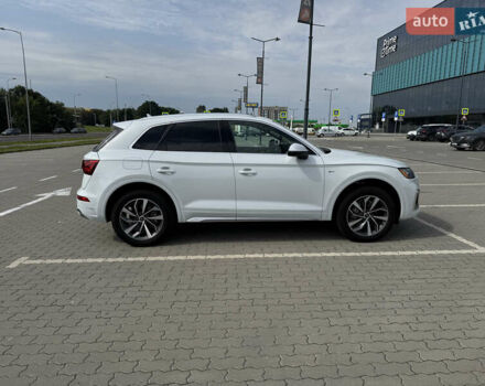Білий Ауді Ку 5, об'ємом двигуна 1.98 л та пробігом 26 тис. км за 38500 $, фото 4 на Automoto.ua