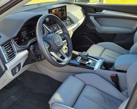 Белый Ауди Ку 5, объемом двигателя 1.98 л и пробегом 13 тыс. км за 56500 $, фото 4 на Automoto.ua