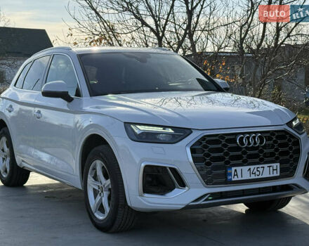 Ауді Ку 5 2023 у Барышевке на Automoto.ua Білий Ауді Ку 5, об'ємом двигуна 1.98 л та пробігом 22 тис. км за 37900 $, фото 2 на Automoto.ua