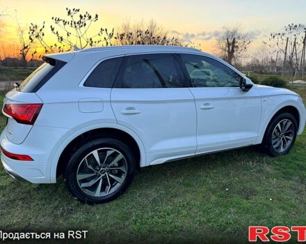 Белый Ауди Ку 5, объемом двигателя 2 л и пробегом 20 тыс. км за 36900 $, фото 3 на Automoto.ua