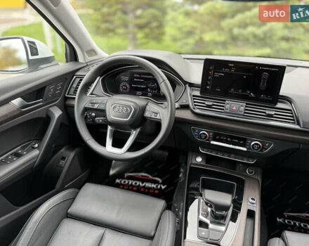 Ауди Ку 5 2023 в Одессе на Automoto.ua Белый Ауди Ку 5, объемом двигателя 1.98 л и пробегом 36 тыс. км за 38000 $, фото 13 на Automoto.ua