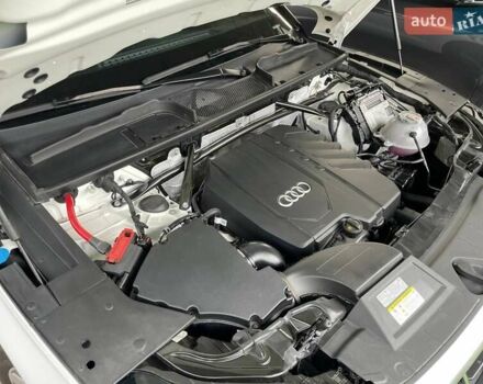 Белый Ауди Ку 5, объемом двигателя 1.98 л и пробегом 56 тыс. км за 42800 $, фото 7 на Automoto.ua