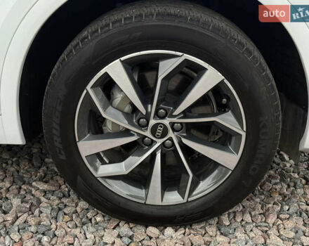 Білий Ауді Ку 5, об'ємом двигуна 1.98 л та пробігом 18 тис. км за 39500 $, фото 14 на Automoto.ua