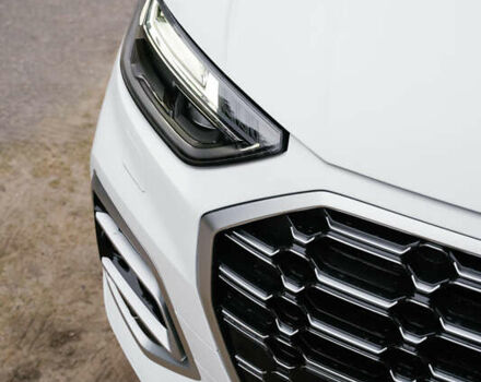 Белый Ауди Ку 5, объемом двигателя 1.98 л и пробегом 2 тыс. км за 42000 $, фото 4 на Automoto.ua