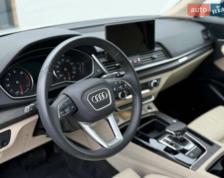 Белый Ауди Ку 5, объемом двигателя 1.98 л и пробегом 21 тыс. км за 38900 $, фото 54 на Automoto.ua