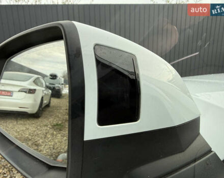 Белый Ауди Ку 5, объемом двигателя 1.98 л и пробегом 17 тыс. км за 37900 $, фото 43 на Automoto.ua