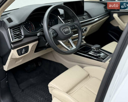 Белый Ауди Ку 5, объемом двигателя 1.98 л и пробегом 21 тыс. км за 38900 $, фото 53 на Automoto.ua