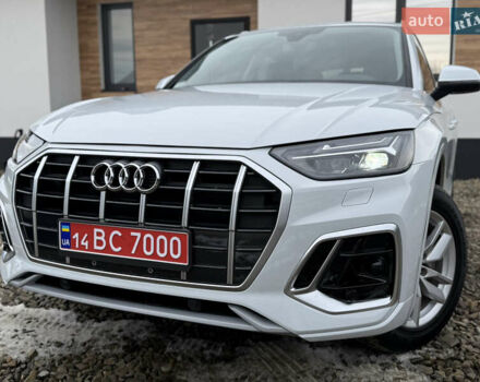 Белый Ауди Ку 5, объемом двигателя 1.98 л и пробегом 17 тыс. км за 37900 $, фото 6 на Automoto.ua