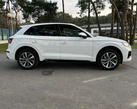 Білий Ауді Ку 5, об'ємом двигуна 1.98 л та пробігом 22 тис. км за 41777 $, фото 4 на Automoto.ua