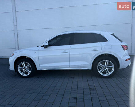 Білий Ауді Ку 5, об'ємом двигуна 1.98 л та пробігом 20 тис. км за 56900 $, фото 12 на Automoto.ua