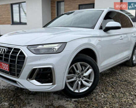 Белый Ауди Ку 5, объемом двигателя 1.98 л и пробегом 17 тыс. км за 37900 $, фото 4 на Automoto.ua