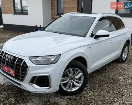 Белый Ауди Ку 5, объемом двигателя 1.98 л и пробегом 17 тыс. км за 37900 $, фото 3 на Automoto.ua