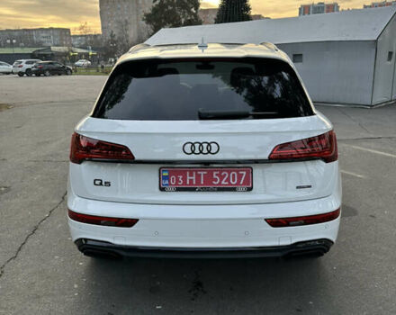 Білий Ауді Ку 5, об'ємом двигуна 1.98 л та пробігом 22 тис. км за 41777 $, фото 7 на Automoto.ua