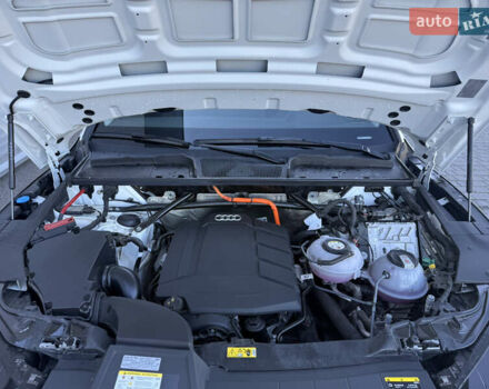 Білий Ауді Ку 5, об'ємом двигуна 1.98 л та пробігом 20 тис. км за 56900 $, фото 21 на Automoto.ua