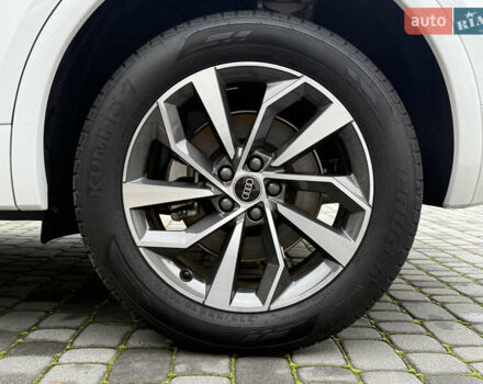 Белый Ауди Ку 5, объемом двигателя 1.98 л и пробегом 4 тыс. км за 38700 $, фото 43 на Automoto.ua