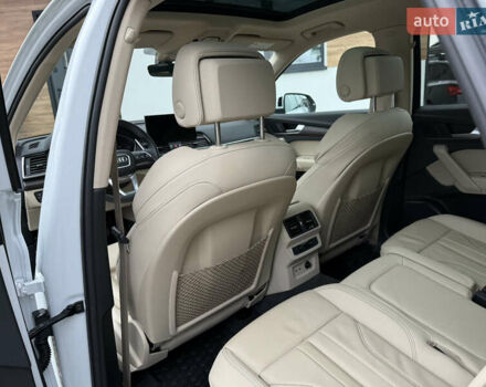 Белый Ауди Ку 5, объемом двигателя 1.98 л и пробегом 21 тыс. км за 38900 $, фото 56 на Automoto.ua