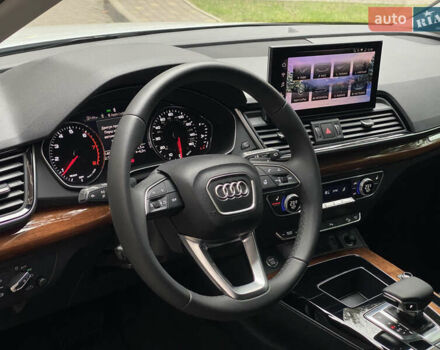 Белый Ауди Ку 5, объемом двигателя 2 л и пробегом 4 тыс. км за 34700 $, фото 40 на Automoto.ua