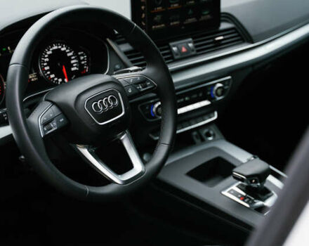 Белый Ауди Ку 5, объемом двигателя 1.98 л и пробегом 2 тыс. км за 42000 $, фото 25 на Automoto.ua