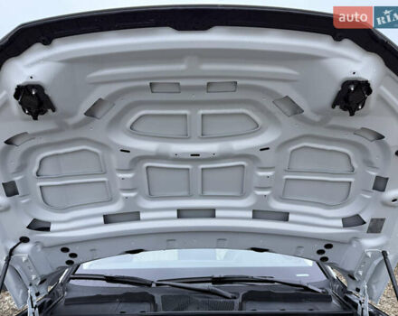 Белый Ауди Ку 5, объемом двигателя 1.98 л и пробегом 21 тыс. км за 38900 $, фото 100 на Automoto.ua