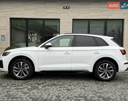 Белый Ауди Ку 5, объемом двигателя 1.98 л и пробегом 4 тыс. км за 38700 $, фото 4 на Automoto.ua