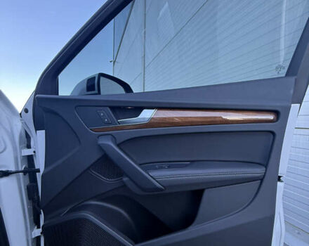 Білий Ауді Ку 5, об'ємом двигуна 1.98 л та пробігом 20 тис. км за 56900 $, фото 24 на Automoto.ua