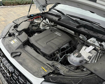 Белый Ауди Ку 5, объемом двигателя 1.97 л и пробегом 12 тыс. км за 59000 $, фото 14 на Automoto.ua