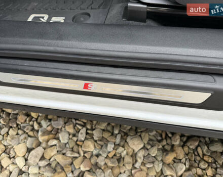 Белый Ауди Ку 5, объемом двигателя 1.98 л и пробегом 17 тыс. км за 37900 $, фото 83 на Automoto.ua